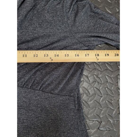 Athleta Long Sleeve Tunic Top Charcoal Gray Shimmer Surplice Neckline Size Small - Picture 5 of 8